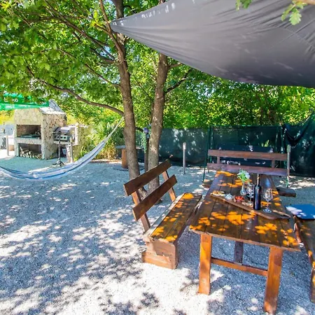 Nova Lux * Mostar