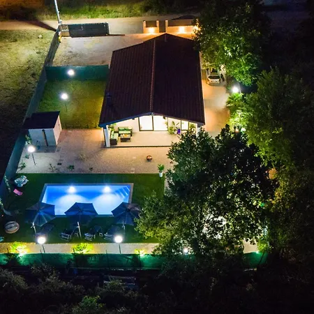 Nova Lux Prázdninový dům Mostar